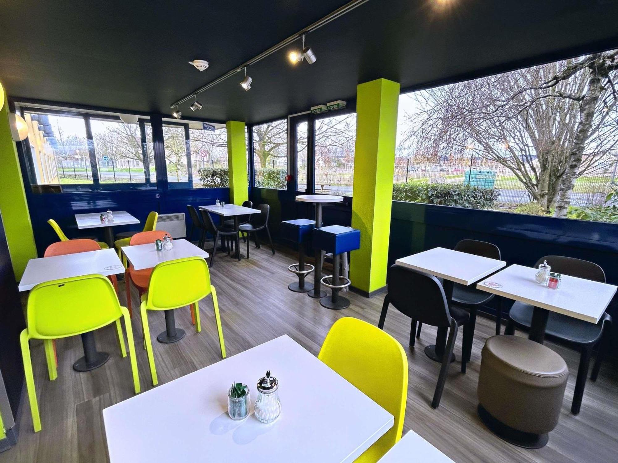 Ibis Budget Hotel 2*